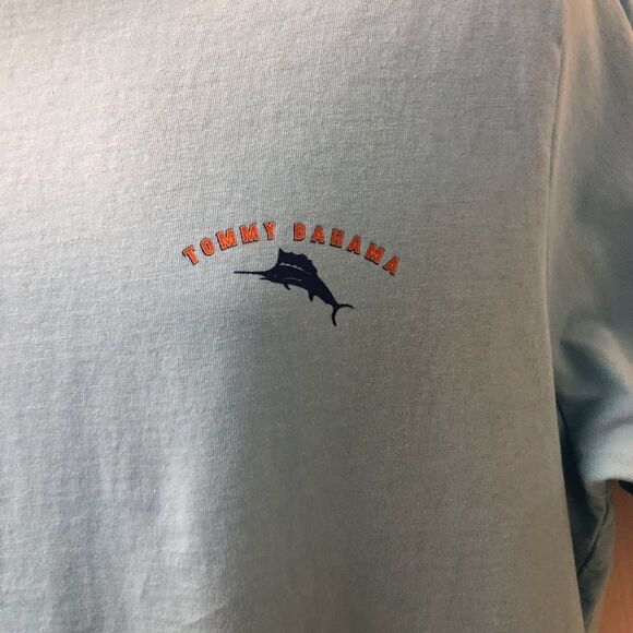 Tommy Bahama Men's Unisex Graphic T-Shirt Light Blue Double Sided Medium - Picture 4 of 8